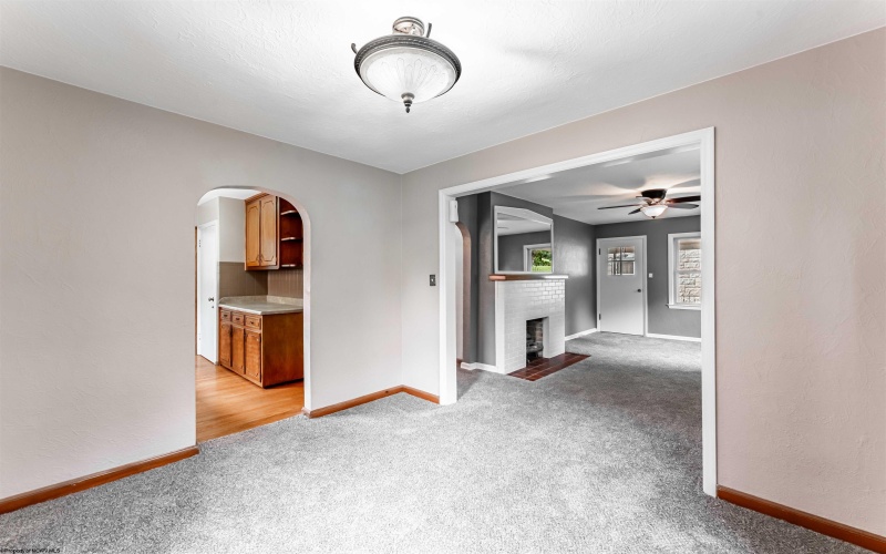 1132 Sunset Drive, Fairmont, West Virginia 26554, 3 Bedrooms Bedrooms, 7 Rooms Rooms,1 BathroomBathrooms,Single Family Detached,For Sale,Sunset,0,10166254 1132 Sunset Drive, Fairmont, West Virginia 26554, 3 Bedrooms Bedrooms, 7 Rooms Rooms,1 BathroomBathrooms,Single Family Detached,For Sale,Sunset,0,10166254