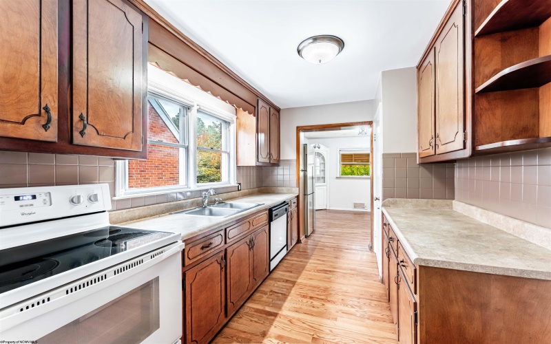 1132 Sunset Drive, Fairmont, West Virginia 26554, 3 Bedrooms Bedrooms, 7 Rooms Rooms,1 BathroomBathrooms,Single Family Detached,For Sale,Sunset,0,10166254 1132 Sunset Drive, Fairmont, West Virginia 26554, 3 Bedrooms Bedrooms, 7 Rooms Rooms,1 BathroomBathrooms,Single Family Detached,For Sale,Sunset,0,10166254