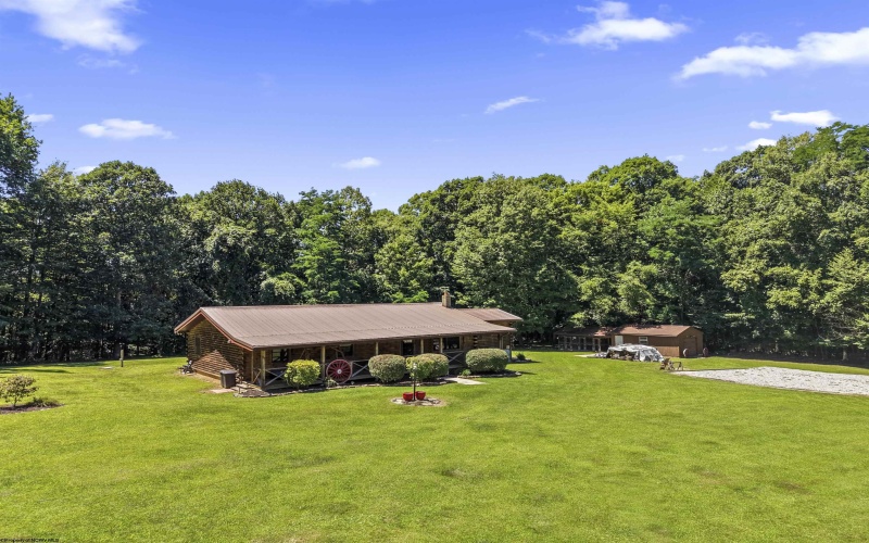 407 Wagon Wheel Road, Huttonsville, West Virginia 26273, 4 Bedrooms Bedrooms, 7 Rooms Rooms,2 BathroomsBathrooms,Single Family Detached,For Sale,Wagon Wheel,0,10166244