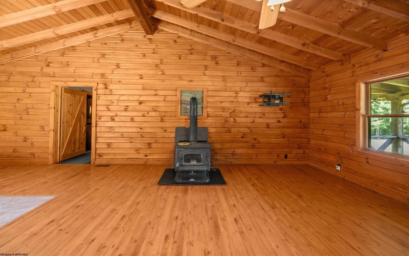 407 Wagon Wheel Road, Huttonsville, West Virginia 26273, 4 Bedrooms Bedrooms, 7 Rooms Rooms,2 BathroomsBathrooms,Single Family Detached,For Sale,Wagon Wheel,0,10166244