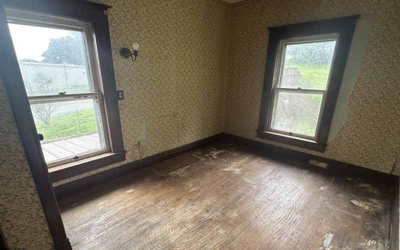 124 Main Street, Kingwood, West Virginia 26537, 4 Bedrooms Bedrooms, 7 Rooms Rooms,1 BathroomBathrooms,Single Family Detached,For Sale,Main,0,10166257 124 Main Street, Kingwood, West Virginia 26537, 4 Bedrooms Bedrooms, 7 Rooms Rooms,1 BathroomBathrooms,Single Family Detached,For Sale,Main,0,10166257