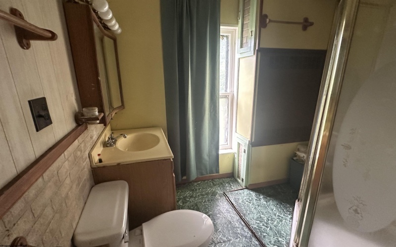 124 Main Street, Kingwood, West Virginia 26537, 4 Bedrooms Bedrooms, 7 Rooms Rooms,1 BathroomBathrooms,Single Family Detached,For Sale,Main,0,10166257 124 Main Street, Kingwood, West Virginia 26537, 4 Bedrooms Bedrooms, 7 Rooms Rooms,1 BathroomBathrooms,Single Family Detached,For Sale,Main,0,10166257