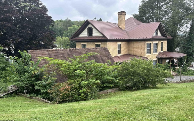 124 Main Street, Kingwood, West Virginia 26537, 4 Bedrooms Bedrooms, 7 Rooms Rooms,1 BathroomBathrooms,Single Family Detached,For Sale,Main,0,10166257 124 Main Street, Kingwood, West Virginia 26537, 4 Bedrooms Bedrooms, 7 Rooms Rooms,1 BathroomBathrooms,Single Family Detached,For Sale,Main,0,10166257