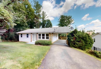 1137 Morningstar Lane, Fairmont, West Virginia 26554-1215, 3 Bedrooms Bedrooms, 9 Rooms Rooms,2 BathroomsBathrooms,Single Family Detached,For Sale,Morningstar,0,10166267