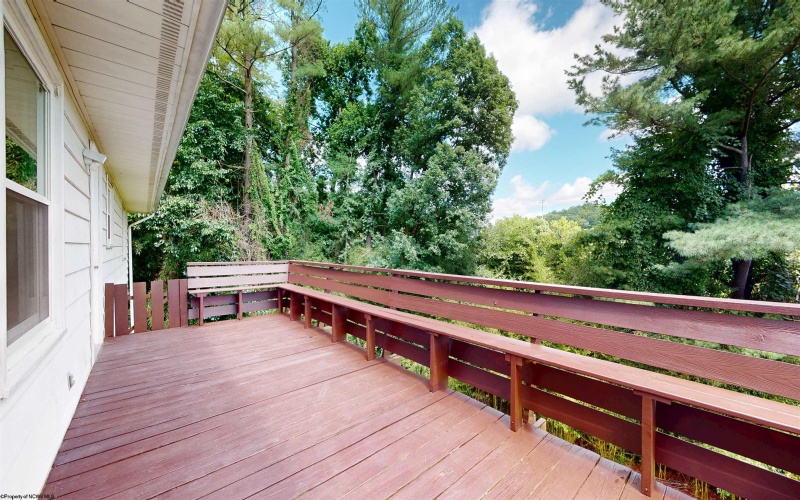 1137 Morningstar Lane, Fairmont, West Virginia 26554-1215, 3 Bedrooms Bedrooms, 9 Rooms Rooms,2 BathroomsBathrooms,Single Family Detached,For Sale,Morningstar,0,10166267