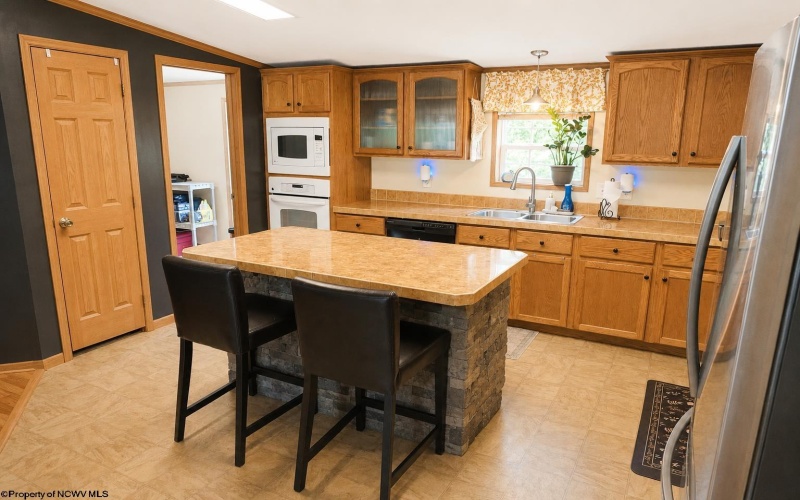 2567 Rohr Road, Masontown, West Virginia 26542, 3 Bedrooms Bedrooms, 6 Rooms Rooms,2 BathroomsBathrooms,Single Family Detached,For Sale,Rohr,0,10166294