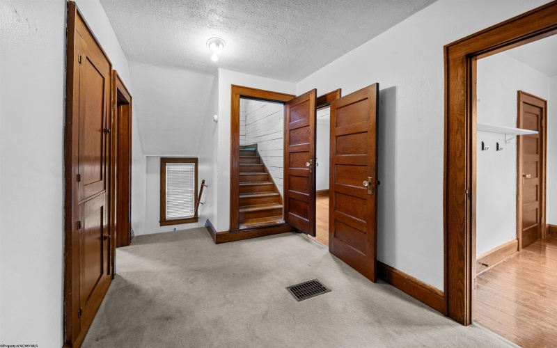 27 Marion Street, Buckhannon, West Virginia 26201, 5 Bedrooms Bedrooms, 10 Rooms Rooms,2 BathroomsBathrooms,Single Family Detached,For Sale,Marion,0,10166274