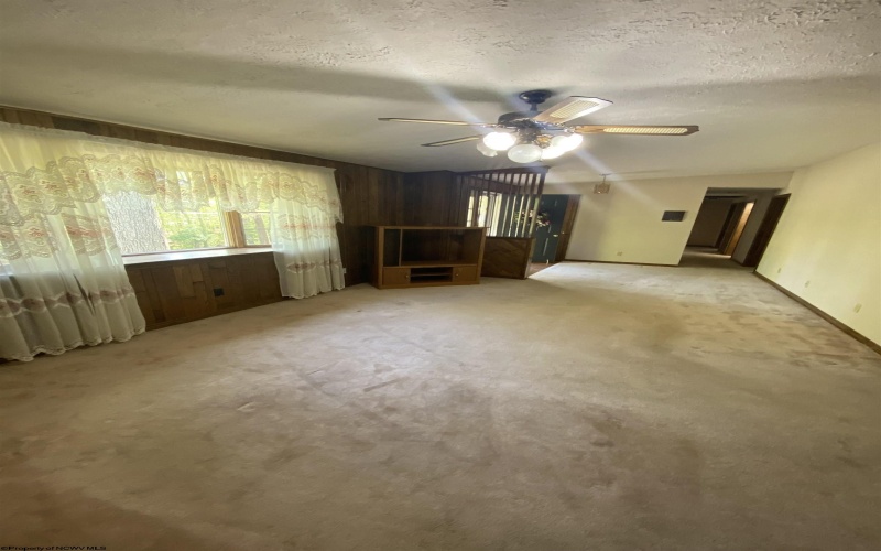 534 Teaberry Hills Lane, Elkins, West Virginia 26241, 3 Bedrooms Bedrooms, 9 Rooms Rooms,2 BathroomsBathrooms,Single Family Detached,For Sale,Teaberry Hills,0,10164783