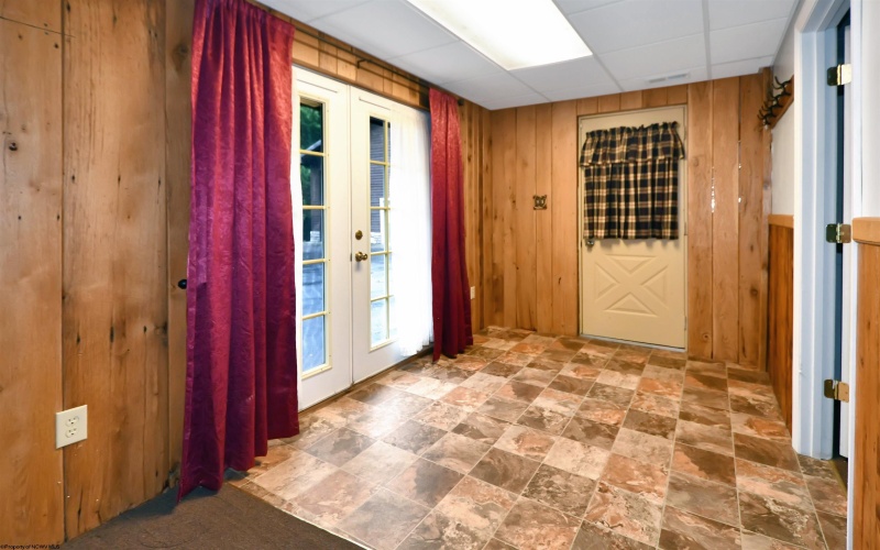 5297 Compressor Station Road, Bruceton Mills, West Virginia 26525, 3 Bedrooms Bedrooms, 7 Rooms Rooms,2 BathroomsBathrooms,Single Family Detached,For Sale,Compressor Station,0,10166273