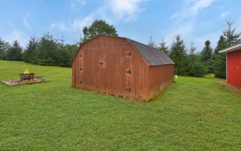 5297 Compressor Station Road, Bruceton Mills, West Virginia 26525, 3 Bedrooms Bedrooms, 7 Rooms Rooms,2 BathroomsBathrooms,Single Family Detached,For Sale,Compressor Station,0,10166273