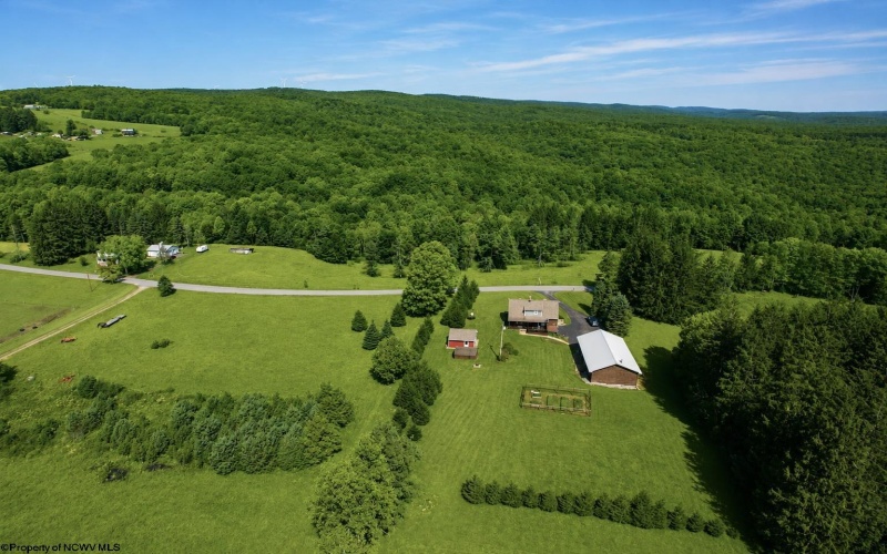 5297 Compressor Station Road, Bruceton Mills, West Virginia 26525, 3 Bedrooms Bedrooms, 7 Rooms Rooms,2 BathroomsBathrooms,Single Family Detached,For Sale,Compressor Station,0,10166273