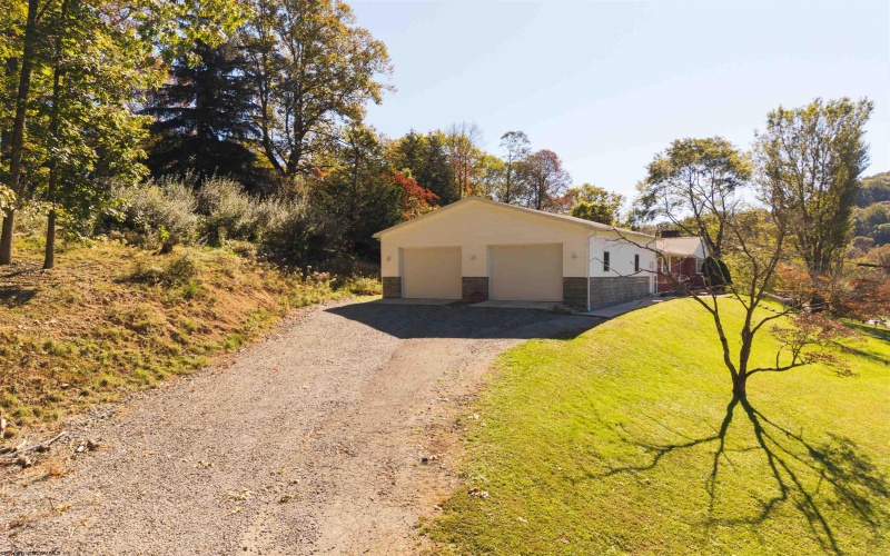 114 Woodlyn Drive, Weston, West Virginia 26452, 3 Bedroom Bedrooms, 6 Room Rooms,1 BathroomBathrooms,Single Family Detached,For Sale,Woodlyn,0,10166289