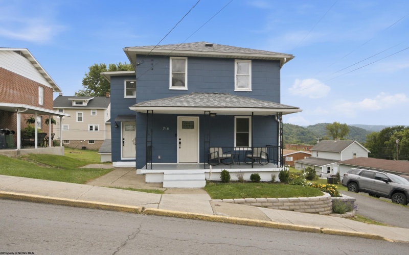 216 Darst Street, Morgantown, West Virginia 26505, 2 Bedrooms Bedrooms, 5 Rooms Rooms,1 BathroomBathrooms,Single Family Detached,For Sale,Darst,0,10166278