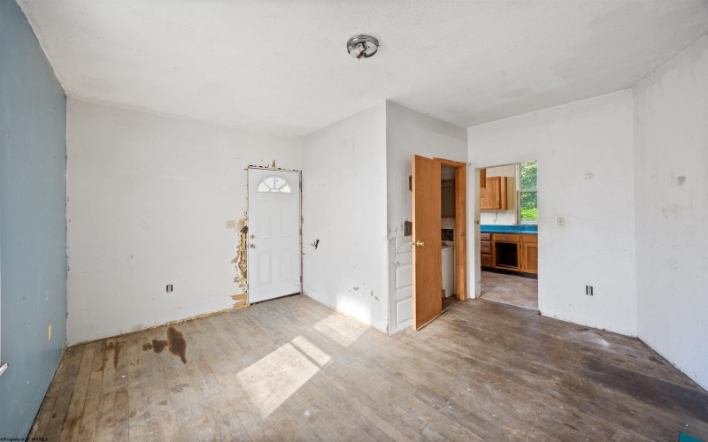 106 Main Street, Buckhannon, West Virginia 26201, 3 Bedrooms Bedrooms, 11 Rooms Rooms,2 BathroomsBathrooms,Single Family Detached,For Sale,Main,0,10166285