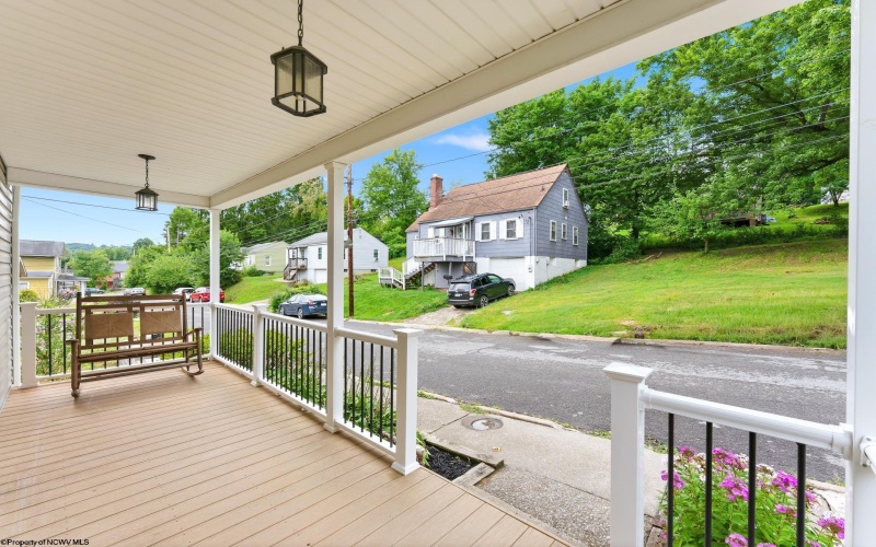 616 Globe Avenue, Morgantown, West Virginia 26501, 4 Bedrooms Bedrooms, 6 Rooms Rooms,1 BathroomBathrooms,Single Family Detached,For Sale,Globe,0,10166295
