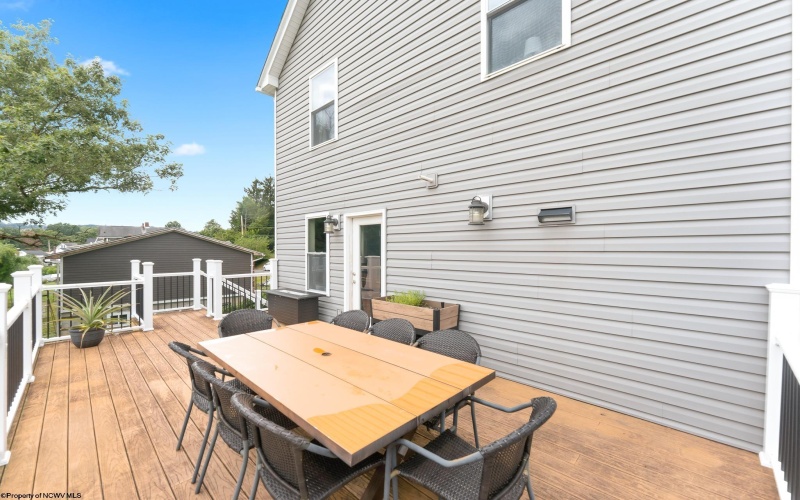 616 Globe Avenue, Morgantown, West Virginia 26501, 4 Bedrooms Bedrooms, 6 Rooms Rooms,1 BathroomBathrooms,Single Family Detached,For Sale,Globe,0,10166295