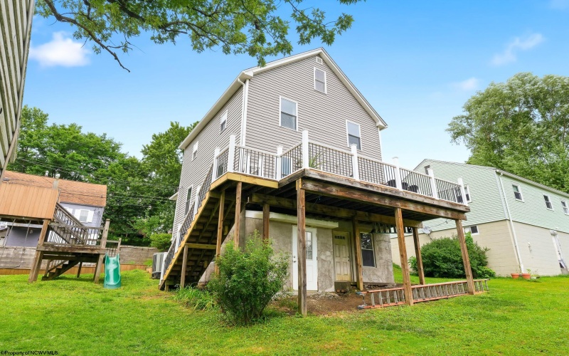 616 Globe Avenue, Morgantown, West Virginia 26501, 4 Bedrooms Bedrooms, 6 Rooms Rooms,1 BathroomBathrooms,Single Family Detached,For Sale,Globe,0,10166295