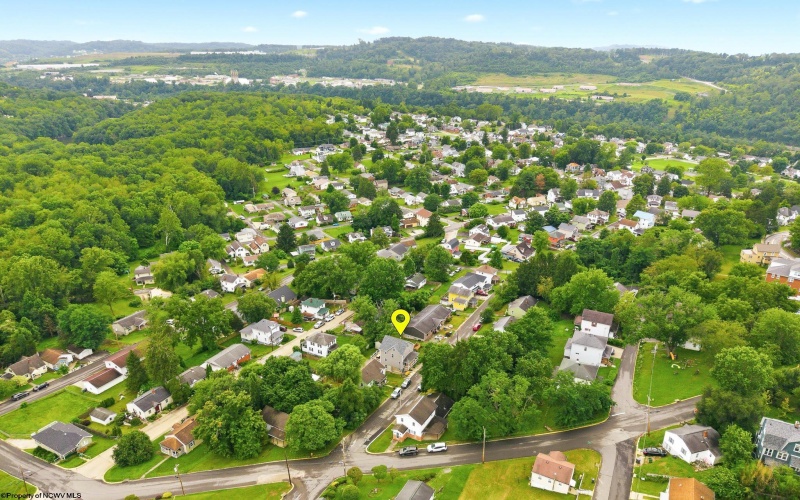 616 Globe Avenue, Morgantown, West Virginia 26501, 4 Bedrooms Bedrooms, 6 Rooms Rooms,1 BathroomBathrooms,Single Family Detached,For Sale,Globe,0,10166295