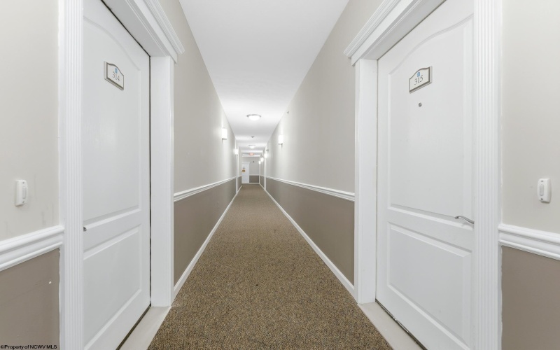 314 Fountain View, Morgantown, West Virginia 26505, 2 Bedrooms Bedrooms, 4 Rooms Rooms,2 BathroomsBathrooms,Single Family Attached,For Sale,Fountain,0,10166297