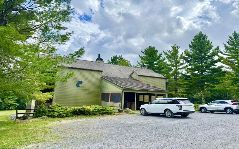 121 Grizzly Way, Davis, West Virginia 26260, 1 Bedroom Bedrooms, 1 Room Rooms,1 BathroomBathrooms,Single Family Attached,For Sale,Grizzly,0,10166305 121 Grizzly Way, Davis, West Virginia 26260, 1 Bedroom Bedrooms, 1 Room Rooms,1 BathroomBathrooms,Single Family Attached,For Sale,Grizzly,0,10166305