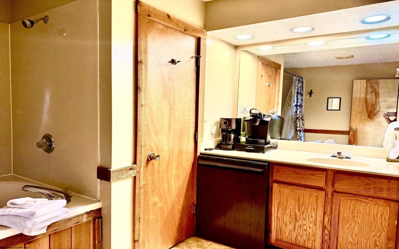 121 Grizzly Way, Davis, West Virginia 26260, 1 Bedroom Bedrooms, 1 Room Rooms,1 BathroomBathrooms,Single Family Attached,For Sale,Grizzly,0,10166305 121 Grizzly Way, Davis, West Virginia 26260, 1 Bedroom Bedrooms, 1 Room Rooms,1 BathroomBathrooms,Single Family Attached,For Sale,Grizzly,0,10166305