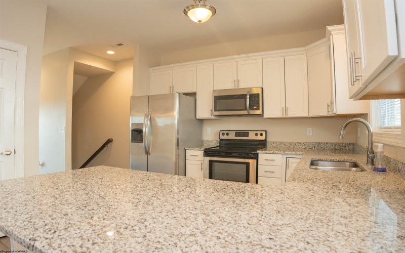 201 Pasture Lane, Morgantown, West Virginia 26508, 3 Bedrooms Bedrooms, 7 Rooms Rooms,2 BathroomsBathrooms,Single Family Attached,For Sale,Pasture,0,10166308