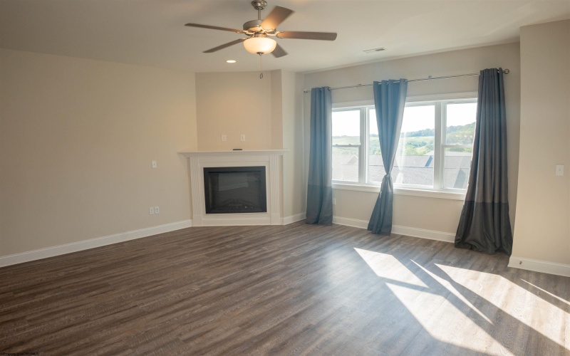 201 Pasture Lane, Morgantown, West Virginia 26508, 3 Bedrooms Bedrooms, 7 Rooms Rooms,2 BathroomsBathrooms,Single Family Attached,For Sale,Pasture,0,10166308