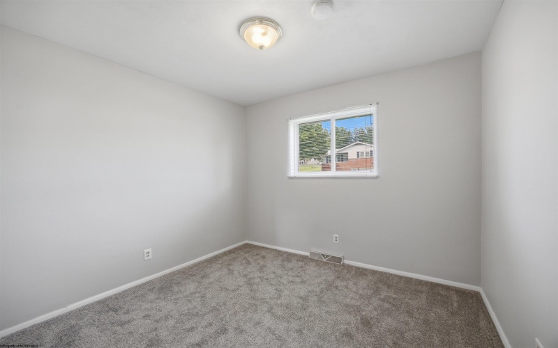 139 Circle Drive, Bridgeport, West Virginia 26330, 3 Bedrooms Bedrooms, 5 Rooms Rooms,2 BathroomsBathrooms,Single Family Detached,For Sale,Circle,0,10166299