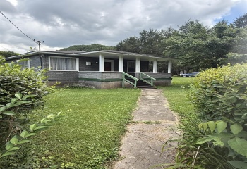 25267 Seneca Trail, Valley Head, West Virginia 26294, 2 Bedrooms Bedrooms, 4 Rooms Rooms,1 BathroomBathrooms,Single Family Detached,For Sale,Seneca,0,10166300