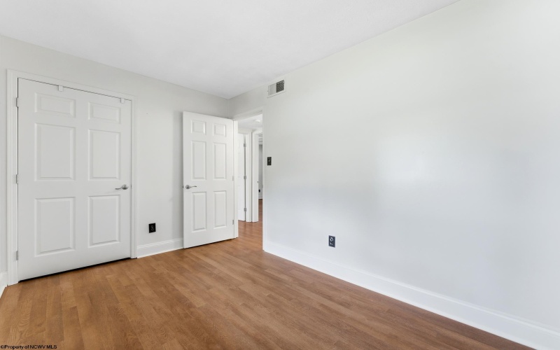 878 SHAFFER Lane, Morgantown, West Virginia 26508, 3 Bedrooms Bedrooms, 8 Rooms Rooms,2 BathroomsBathrooms,Single Family Detached,For Sale,SHAFFER,0,10166304