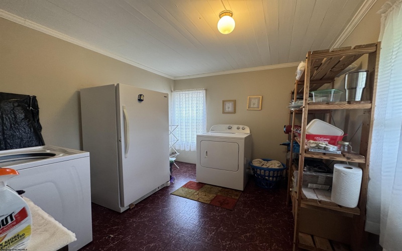 4397 Location Road, Parsons, West Virginia 26287, 3 Bedrooms Bedrooms, 7 Rooms Rooms,2 BathroomsBathrooms,Single Family Detached,For Sale,Location,0,10165345