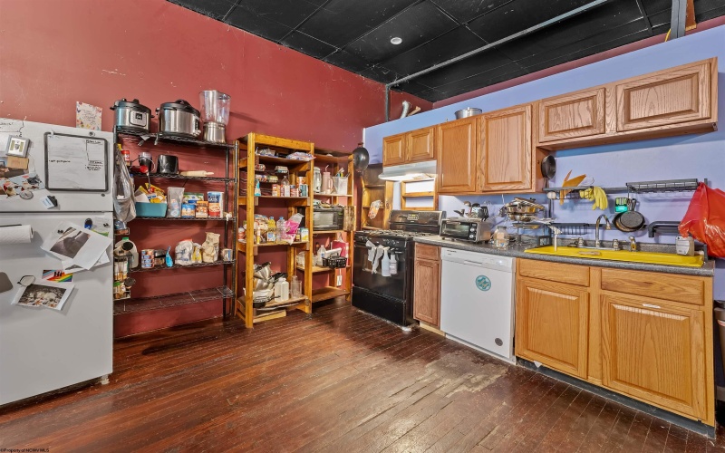 1992 River Road, Morgantown, West Virginia 26501, 1 Bedroom Bedrooms, 3 Rooms Rooms,1 BathroomBathrooms,Single Family Detached,For Sale,River,0,10166312