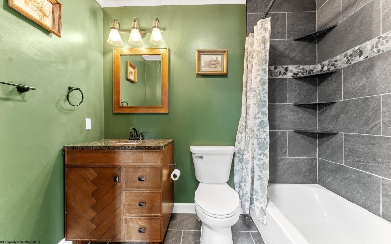 332 Oakland Street, Morgantown, West Virginia 26505, 4 Bedrooms Bedrooms, 7 Rooms Rooms,2 BathroomsBathrooms,Single Family Detached,For Sale,Oakland,0,10166314