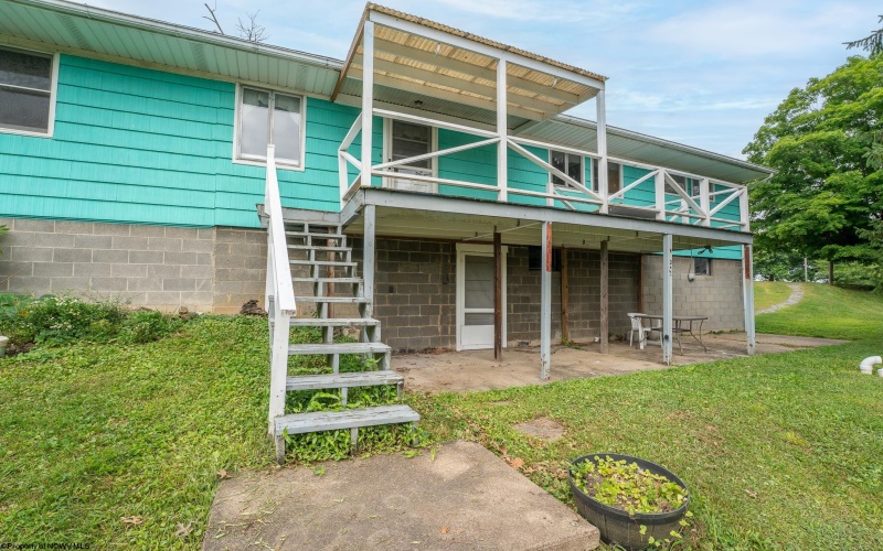 332 Oakland Street, Morgantown, West Virginia 26505, 4 Bedrooms Bedrooms, 7 Rooms Rooms,2 BathroomsBathrooms,Single Family Detached,For Sale,Oakland,0,10166314