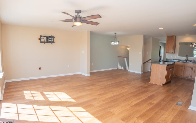 189 Birds Eye View Drive, Morgantown, West Virginia 26501, 3 Bedrooms Bedrooms, 8 Rooms Rooms,2 BathroomsBathrooms,Single Family Attached,For Sale,Birds Eye View,0,10166321 189 Birds Eye View Drive, Morgantown, West Virginia 26501, 3 Bedrooms Bedrooms, 8 Rooms Rooms,2 BathroomsBathrooms,Single Family Attached,For Sale,Birds Eye View,0,10166321