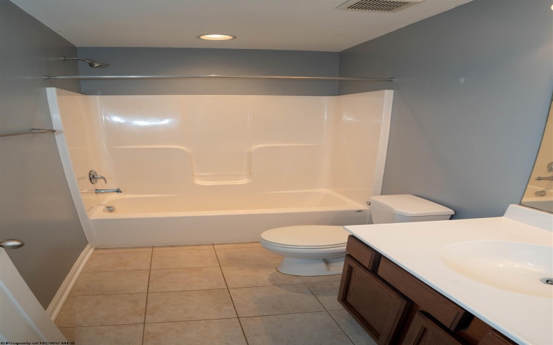 189 Birds Eye View Drive, Morgantown, West Virginia 26501, 3 Bedrooms Bedrooms, 8 Rooms Rooms,2 BathroomsBathrooms,Single Family Attached,For Sale,Birds Eye View,0,10166321 189 Birds Eye View Drive, Morgantown, West Virginia 26501, 3 Bedrooms Bedrooms, 8 Rooms Rooms,2 BathroomsBathrooms,Single Family Attached,For Sale,Birds Eye View,0,10166321