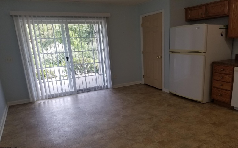 136 Barrington Court, Bridgeport, West Virginia 26330-0000, 3 Bedrooms Bedrooms, 5 Rooms Rooms,3 BathroomsBathrooms,Residential Rentals,For Rent,Barrington,0,10166325