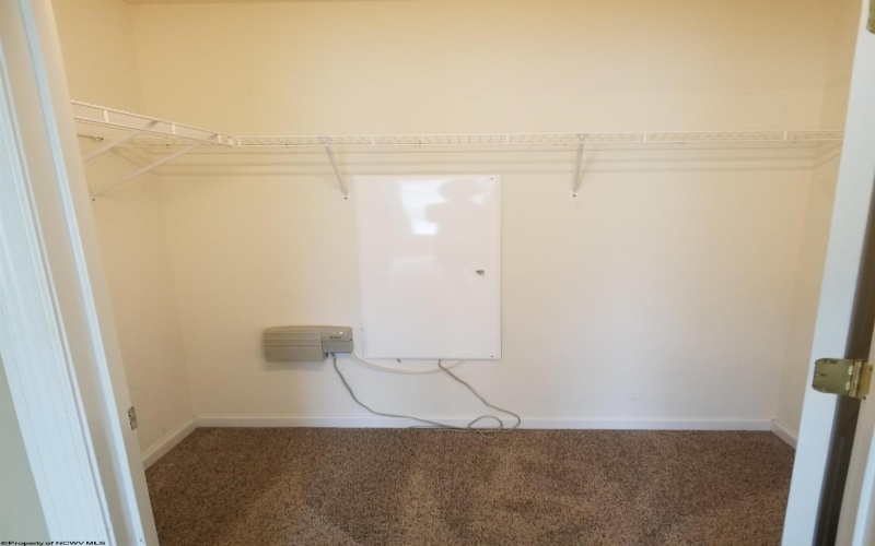 136 Barrington Court, Bridgeport, West Virginia 26330-0000, 3 Bedrooms Bedrooms, 5 Rooms Rooms,3 BathroomsBathrooms,Residential Rentals,For Rent,Barrington,0,10166325