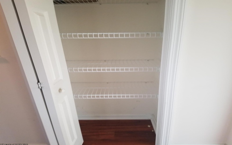 136 Barrington Court, Bridgeport, West Virginia 26330-0000, 3 Bedrooms Bedrooms, 5 Rooms Rooms,3 BathroomsBathrooms,Residential Rentals,For Rent,Barrington,0,10166325