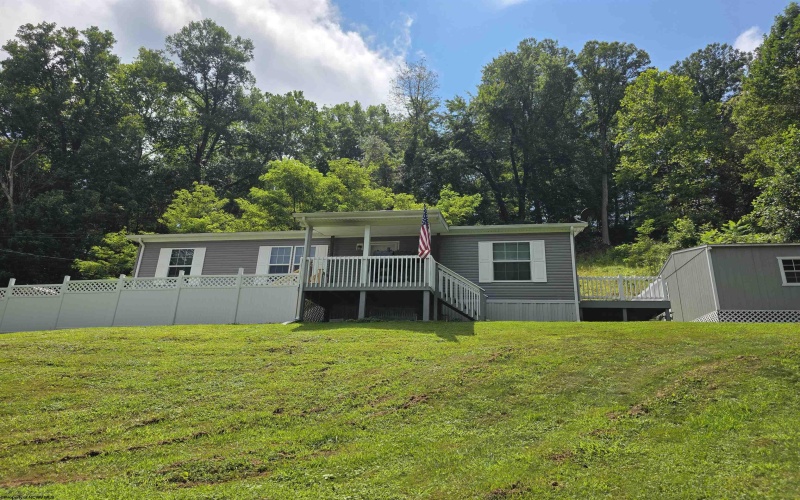 419 Hess School Road, Worthington, West Virginia 26591, 3 Bedrooms Bedrooms, 6 Rooms Rooms,2 BathroomsBathrooms,Single Family Detached,For Sale,Hess School,0,10166328