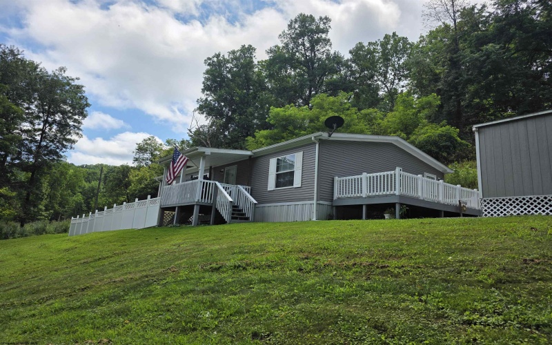 419 Hess School Road, Worthington, West Virginia 26591, 3 Bedrooms Bedrooms, 6 Rooms Rooms,2 BathroomsBathrooms,Single Family Detached,For Sale,Hess School,0,10166328
