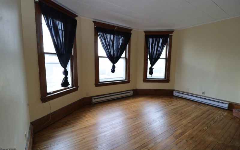 200 Second Street, Elkins, West Virginia 26241, 3 Bedrooms Bedrooms, 9 Rooms Rooms,1 BathroomBathrooms,Single Family Detached,For Sale,Second,0,10166327