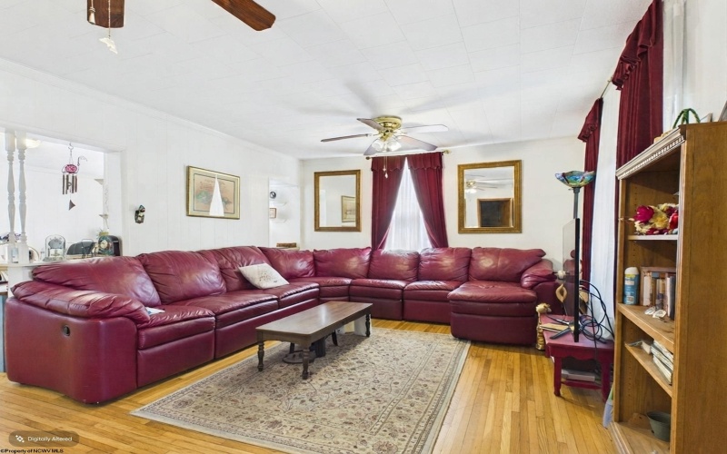 231 THAYER Street, Grafton, West Virginia 26354, 3 Bedrooms Bedrooms, 8 Rooms Rooms,3 BathroomsBathrooms,Single Family Detached,For Sale,THAYER,0,10166317