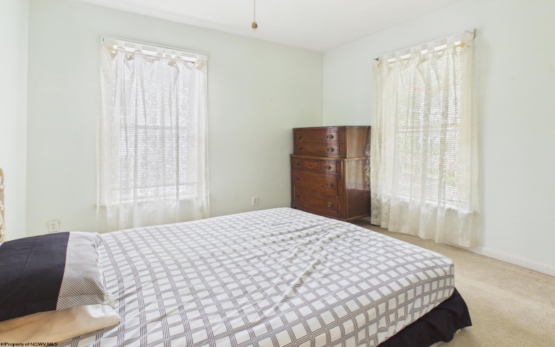 231 THAYER Street, Grafton, West Virginia 26354, 3 Bedrooms Bedrooms, 8 Rooms Rooms,3 BathroomsBathrooms,Single Family Detached,For Sale,THAYER,0,10166317