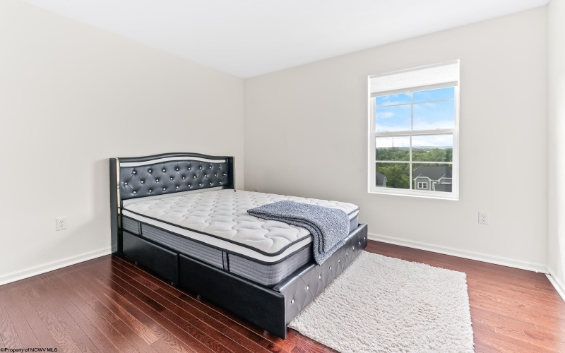 350 Bay Street, Morgantown, West Virginia 26508, 4 Bedrooms Bedrooms, 9 Rooms Rooms,3 BathroomsBathrooms,Single Family Detached,For Sale,Bay,0,10166319