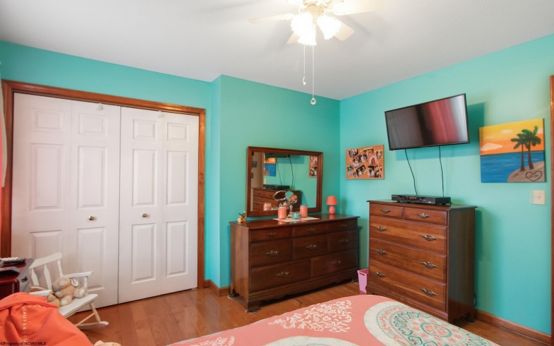 15 Homestead Street, West Union, West Virginia 26456, 3 Bedrooms Bedrooms, 9 Rooms Rooms,2 BathroomsBathrooms,Single Family Detached,For Sale,Homestead,0,10166323