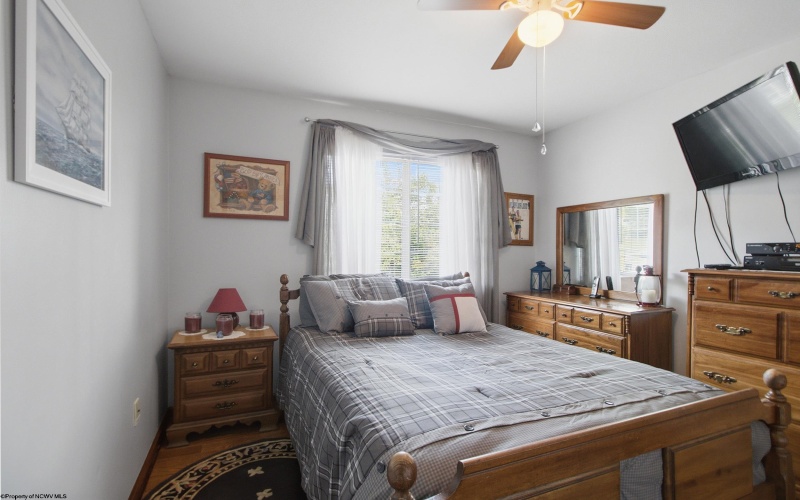 15 Homestead Street, West Union, West Virginia 26456, 3 Bedrooms Bedrooms, 9 Rooms Rooms,2 BathroomsBathrooms,Single Family Detached,For Sale,Homestead,0,10166323