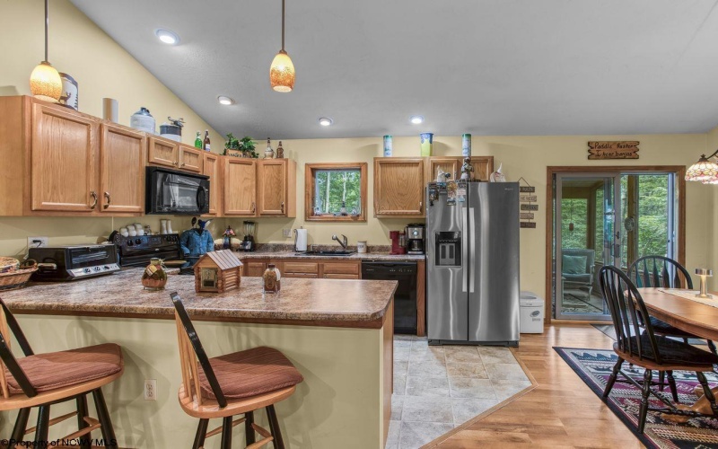 644 Pine Drive, Terra Alta, West Virginia 26764, 2 Bedrooms Bedrooms, 8 Rooms Rooms,2 BathroomsBathrooms,Single Family Detached,For Sale,Pine,0,10166318