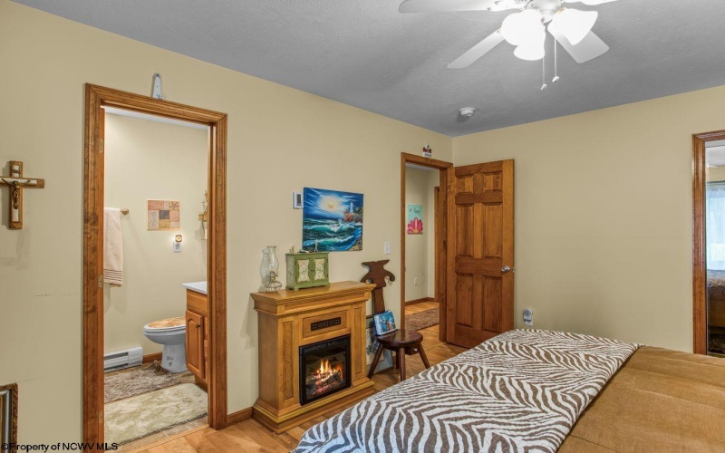 644 Pine Drive, Terra Alta, West Virginia 26764, 2 Bedrooms Bedrooms, 8 Rooms Rooms,2 BathroomsBathrooms,Single Family Detached,For Sale,Pine,0,10166318