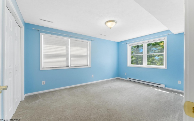2290 Meadows Drive, Morgantown, West Virginia 26505, 4 Bedrooms Bedrooms, 10 Rooms Rooms,3 BathroomsBathrooms,Single Family Detached,For Sale,Meadows,0,10166322